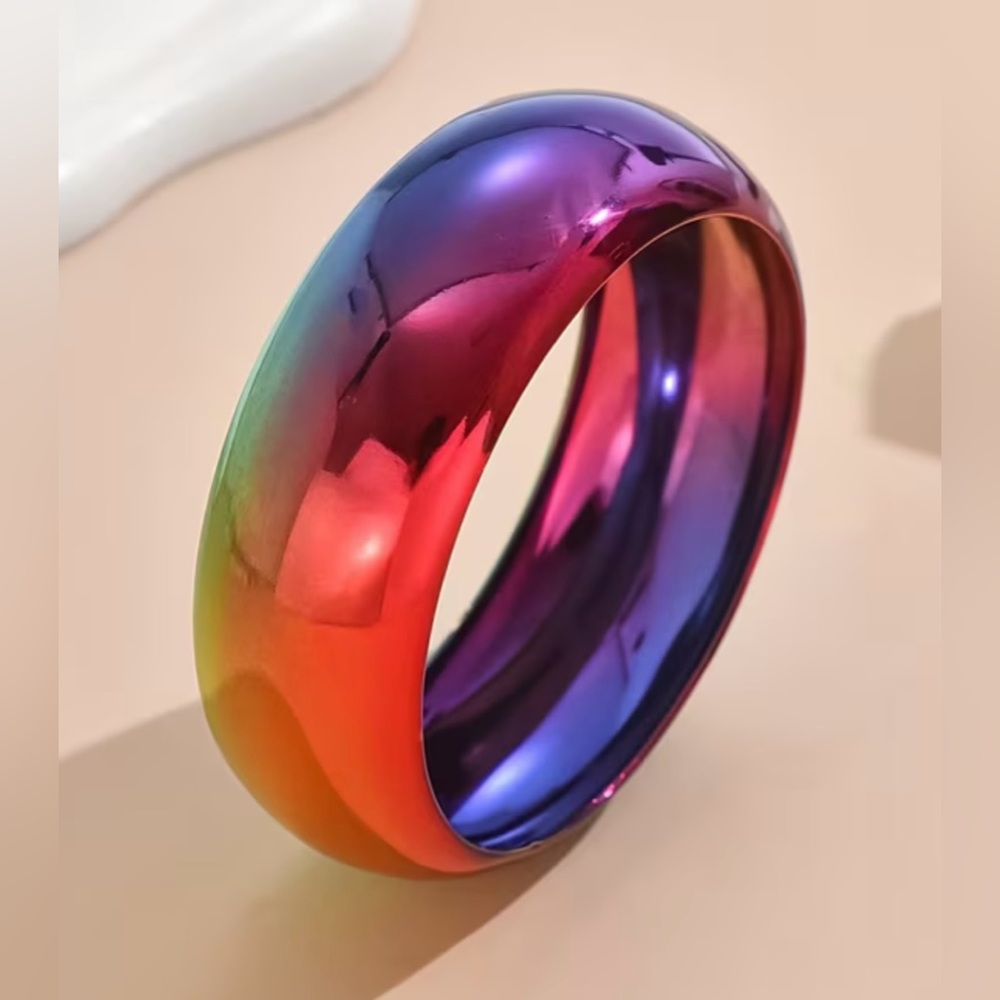 Multicolor Gradient Bangle Bracelet - image 1